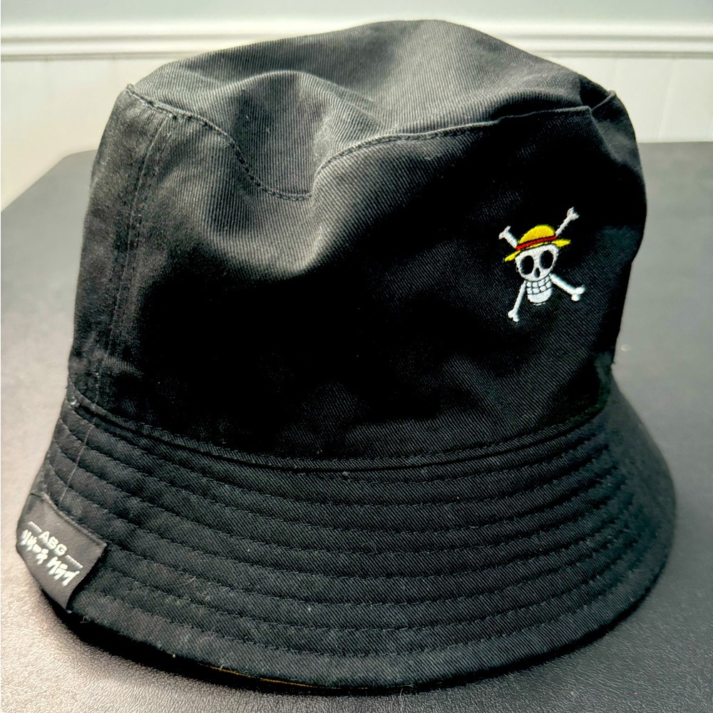 Luffy One Piece embroidered reversible bucket hat